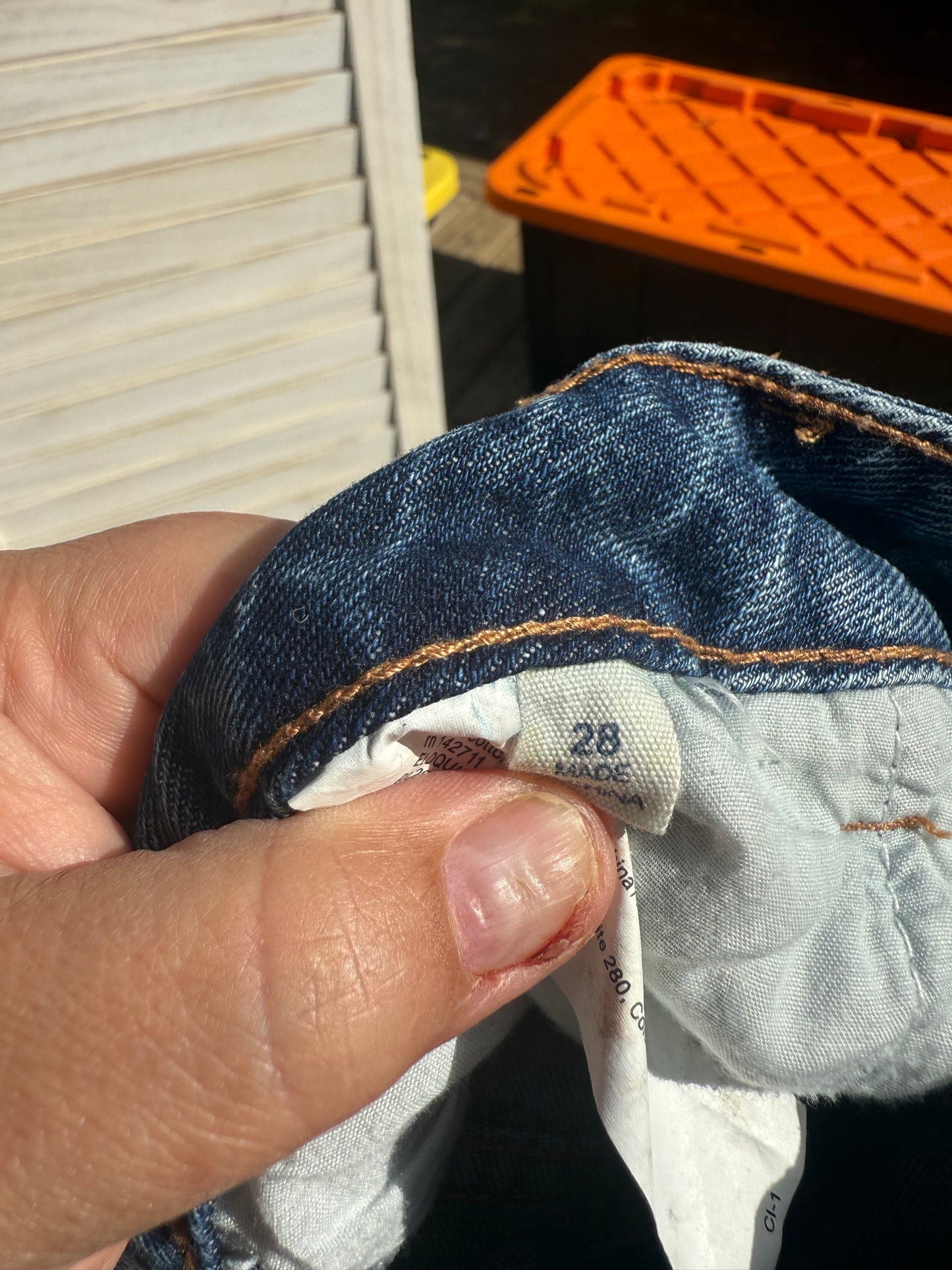 ELOQUII Distressed Wide Leg Jeans