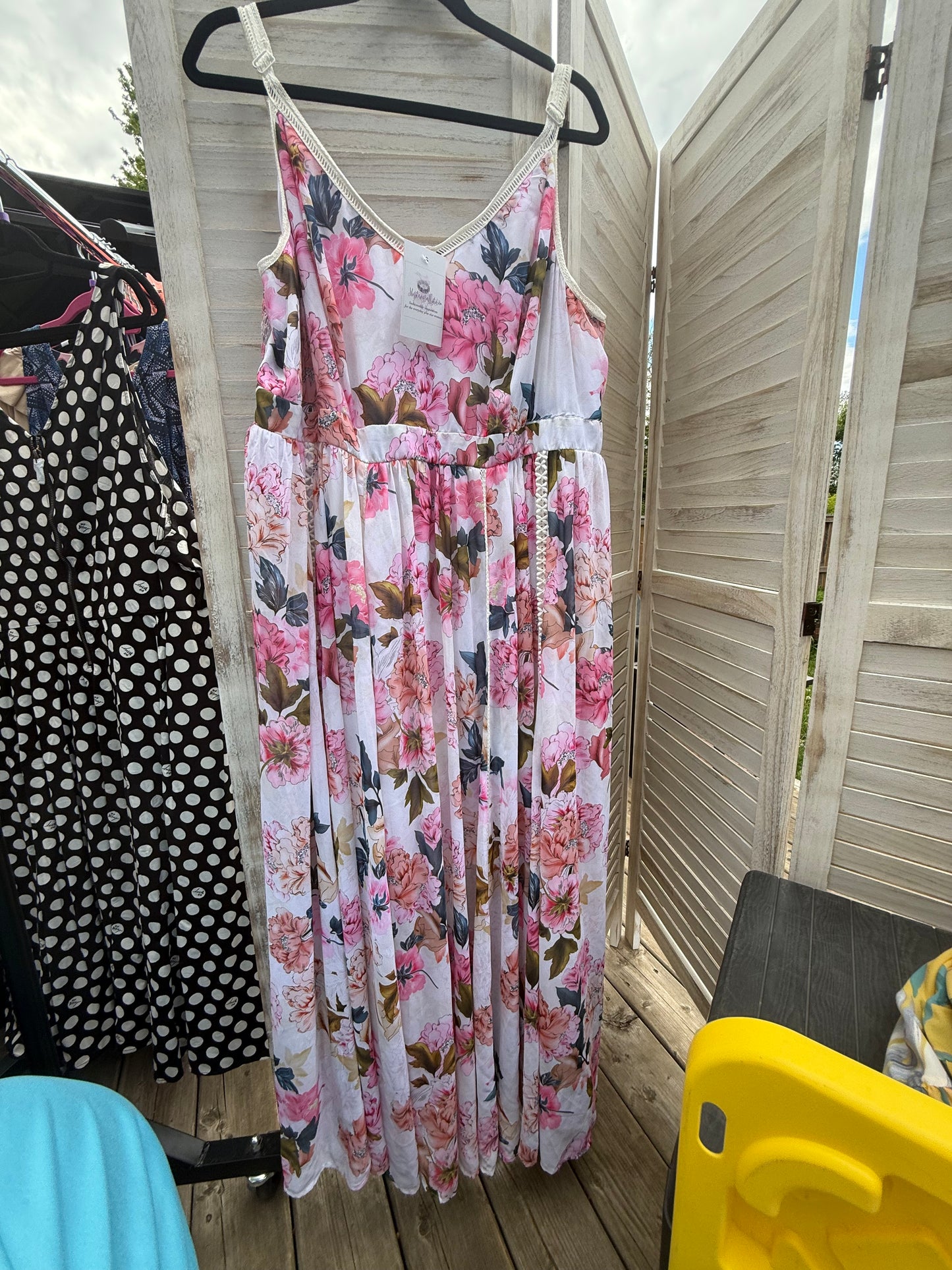 Torrid White Floral Maxi Dress