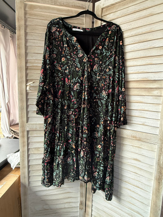 PENN Black Floral Knit Dress