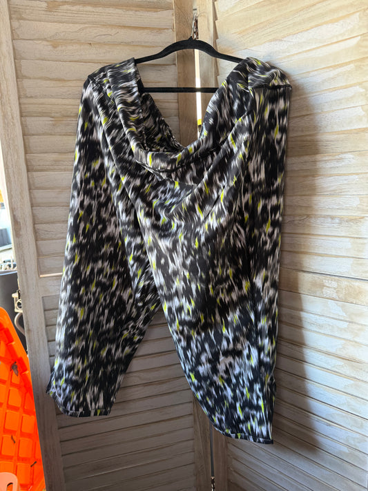 Torrid Active Capri Leggings