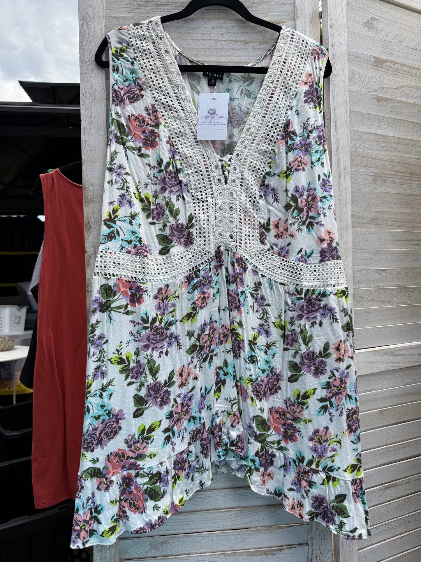 Torrid Floral Sleeveless Top