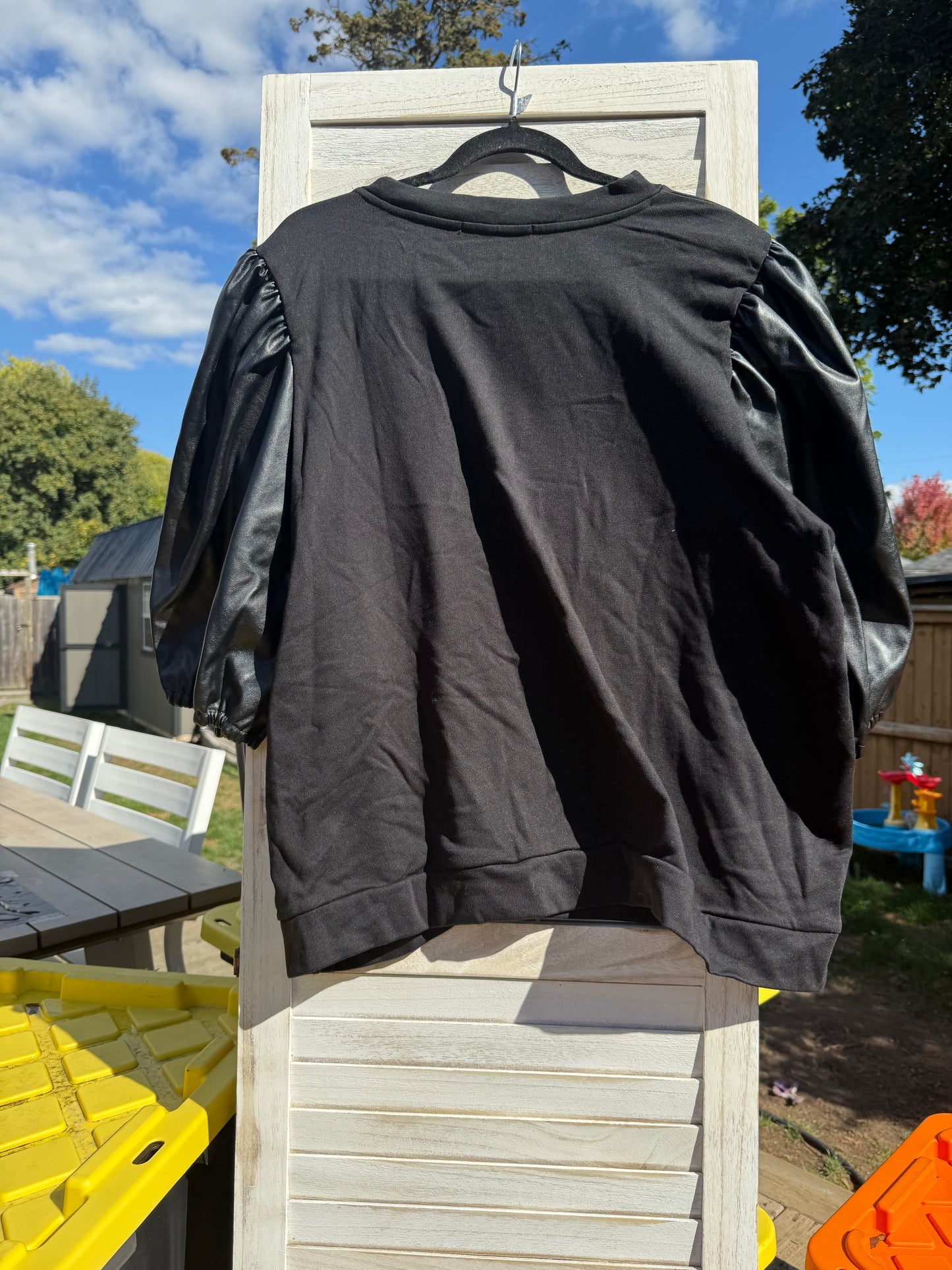 ELOQUII Elements Black Sweatshirt