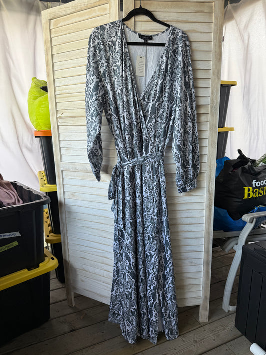 ELOQUII Snake Print Maxi Dress