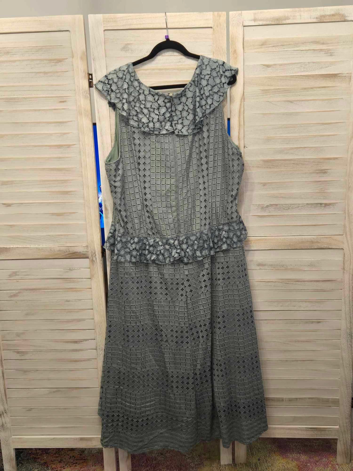 Anthropologie Antoinette Seafoam Green Lace Ruffle Midi Dress Mustang Sally Two's Closet Anthropologie Antoinette Seafoam Green Lace Ruffle Midi Dress Mustang Sally Two's Closet