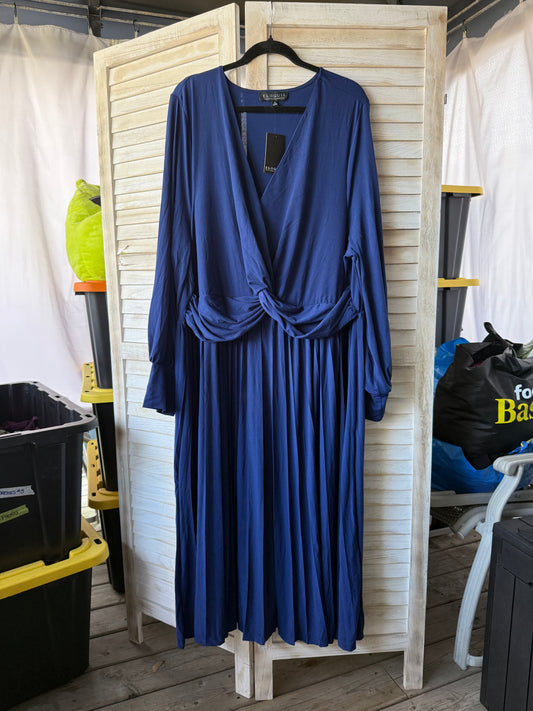 ELOQUII Navy Pleat Dress