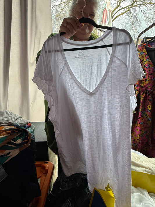 Torrid White V-Neck T-Shirt